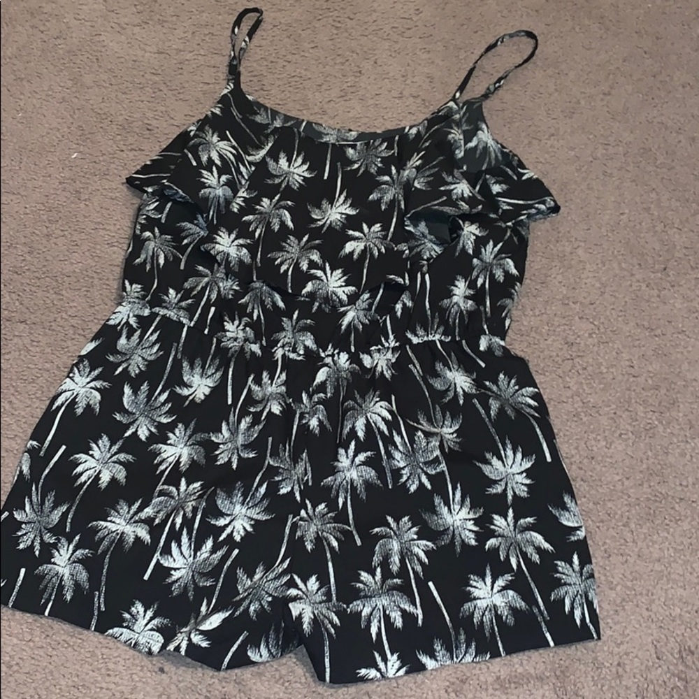 Romper - Picture 2 of 2
